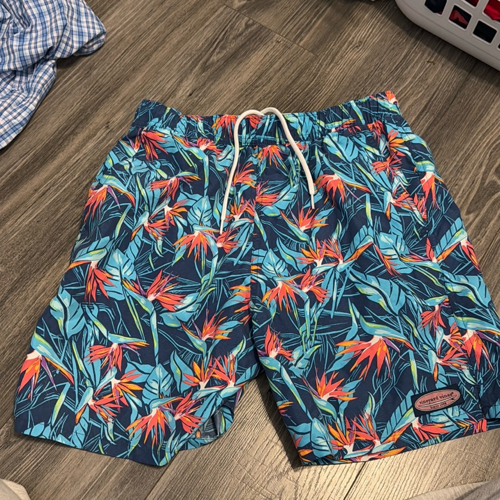 Boys vineyard vines swim trunks